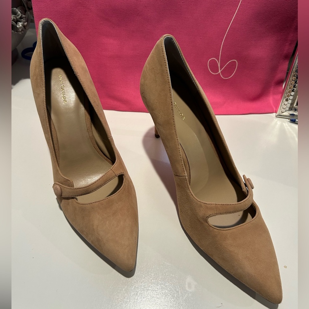 Ann Taylor Tan Suede Pointed-Toe Mary Jane Heels